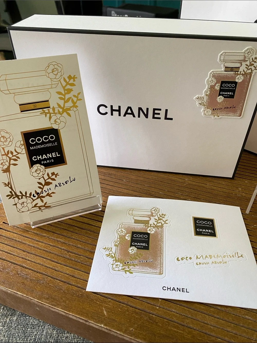 Chanel Coco Mademoiselle Crush Absolu Packaging Set